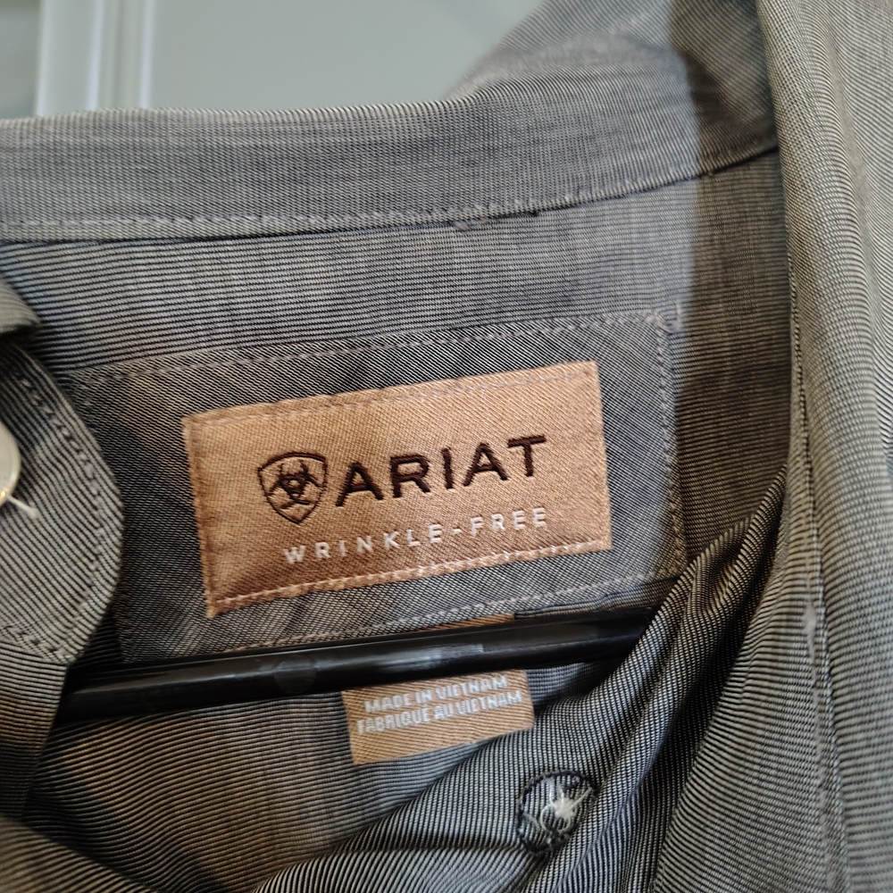 Ariat Charcoal Wrinkle-Free Shirt